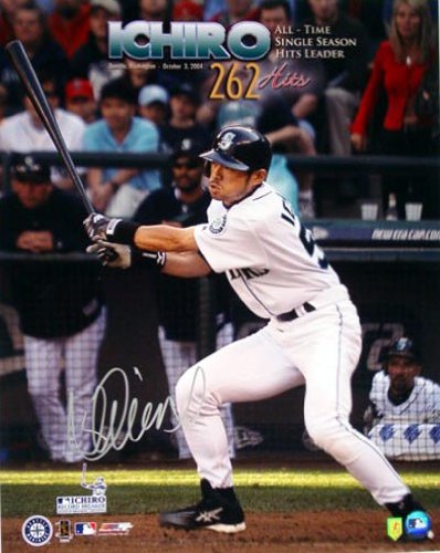 Ichiro Suzuki Autographed/Hand signed Seattle Mariners 262 Hits 16x20 Photo
