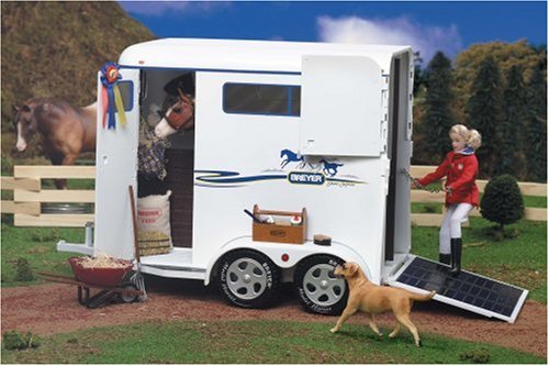 Childrens Toyshop  Toys : Breyer UK - 1:9 Scale Horse Trailer