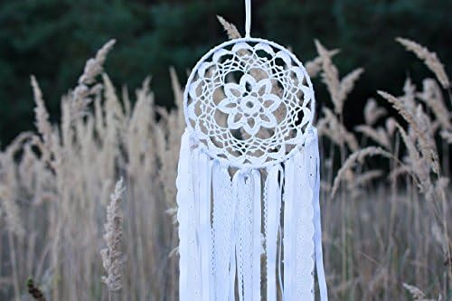 White dreamcatcher, Bohemian Bedroom Decor Dream Catcher 8.2"/20,5cm, Handcrocheted doily lace dreamcatcher, Wedding photo backdrop,Linen lace, cotton yarn and fabric with white marabu feather