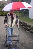 Eigenschaften   / Regen-Sonnenschirm für Rollator und Rollstuhl