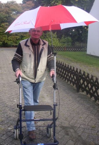Regen-Sonnenschirm fuer Rollator und Rollstuhl