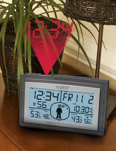 La Crosse Technology WS-9520U Wireless Projection Forecast Station with Oscar Outlook