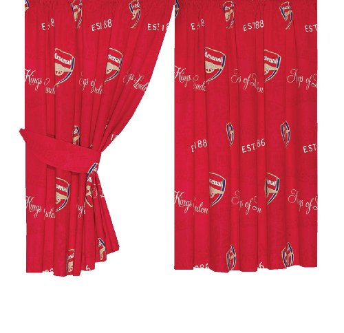 Character World Arsenal Crest Curtains, 72 Inch