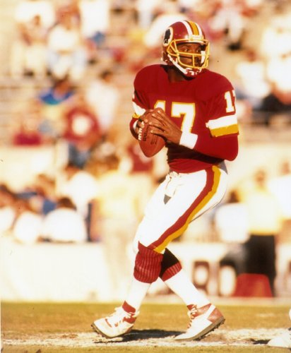 DOUG WILLIAMS WASHINGTON REDSKINS 8X10 SPORTS ACTION PHOTO (F)