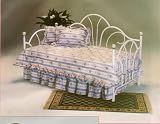 PENCOCK STYLE DAYBED W/ PORCELAIN KNOBS IN WHITE FINISH