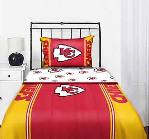 Kansas City Chiefs NFL Full Comforter & Sheet Set (5 Piece Bedding)