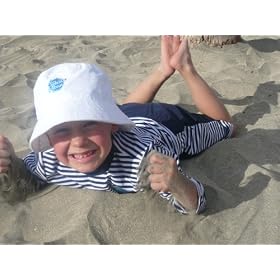 Splash About -UV Bucket hat in white (Small) 48cm, age approx up to 2 yrs