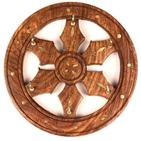 Big Captains Wheel Wood Key Holder In Brass Work