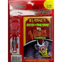 GHOST OF FEAR STREET COMPLETE VAMPIRE KIT - BLISTER PACK (R.L. Stine's Ghosts of Fear... by R. L. Stine