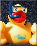 Aqua-Saar Badeente mit Taucherbrille
