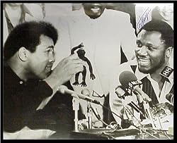 Joe Frazier Signed 16 X 20 Photo (Ali/Frazier Iii Gorilla Pose) - Boxing - Authentic Autographed