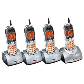 Uniden DCT756-4 2.4GHz 4-Handset Cordless System with Caller Waiting Caller ID by Uniden