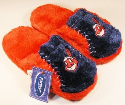 Cleveland Indians Team Logo Ball Slippers | Medium