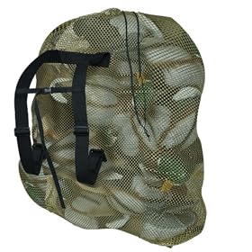 Click here to buy Mossy Oak Whistling Wings Decoy Bag.