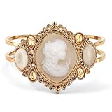 Cameo Lucite Bracelet 7 1/2