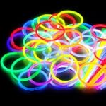 100 Glow Sticks in Mixed Colours & 10...