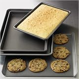 61614 16 LARGE COOKIE SHEET - FOCUS PRODUCTS - CHICAGO METALLIC by Chicago Metallic