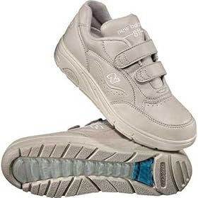 Ladies 811 Velcro Walker by NB by Womens New Balance Shoes