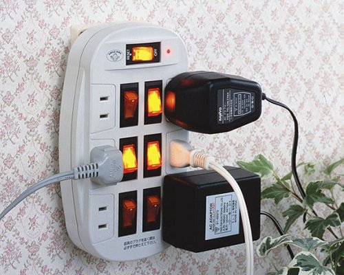 ASW-017	雷ガード付6口節電コンセント　PC・家電周りの必需品♪