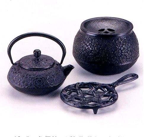 南部鉄器　急須茶こぼし　瓶敷セット　桜