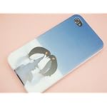 iPhone4ケース　ハードプロテクト特殊印刷カバー 【PC118 のぞきこむペンギン エサはいるのか？】