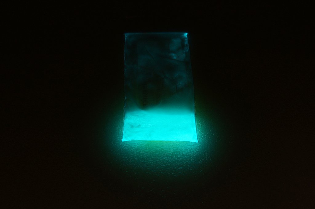 Amazon.com - Super Phosphorescent Glow Powder Pigment 1/2 oz ...