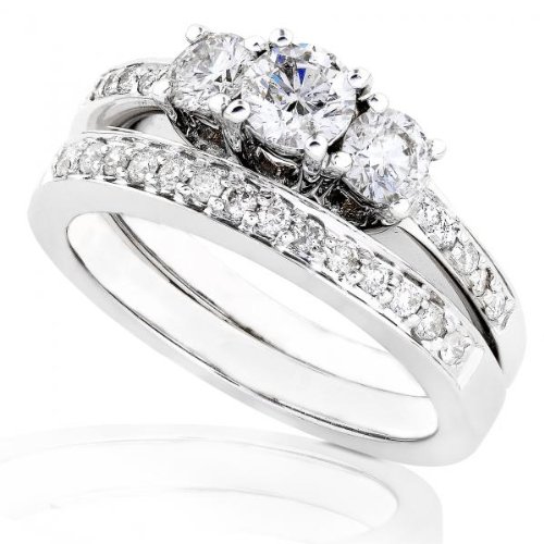 Childrens Toyshop  Jewelry : 2/5ctw Three Stone Round Diamond Wedding Ring Set in 14kt White Gold (HI/I1-I2)