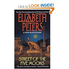 Street of the Five Moons (Vicky Bliss Mysteries)
