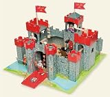 Le Toy Van Lionheart CastleIMAGE