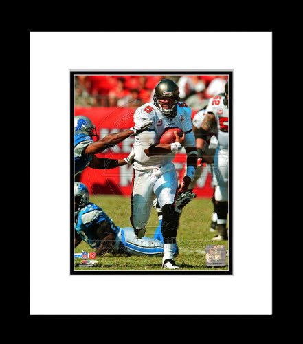 Tampa Bay Buccaneers Josh Freeman 2011 Framed Picture 8x10