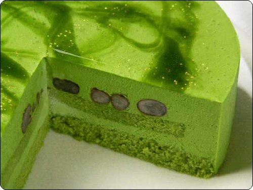 抹茶レアチーズムースケーキ