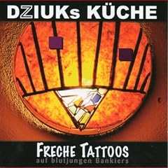 Freche Tattoos auf blutjungen Bankiers