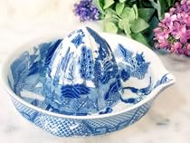 BLUE WILLOW PORCELAIN EXTRA LARGE GRAPEFRUIT JUICER