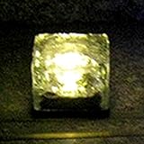 選べる4色 ソーラー 充電式 LED ガーデンライト キューブ 型 防水 自動点灯 埋め込み式 屋外照明 (暖色)