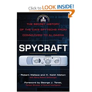Robert Wallace Spycraft Secret History of CIA Spytechs 514S4NfFhXL. BO2,204,203,200 PIsitb sticker arrow click,TopRight,35, 76 AA300 SH20 OU01 Robert Wallace Spycraft Secret History of CIA Spytechs
