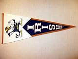 Notre Dame Fighting Irish (University of) - NCAA Classic Vertical Leprechan (Notre Dame Only) Pennant