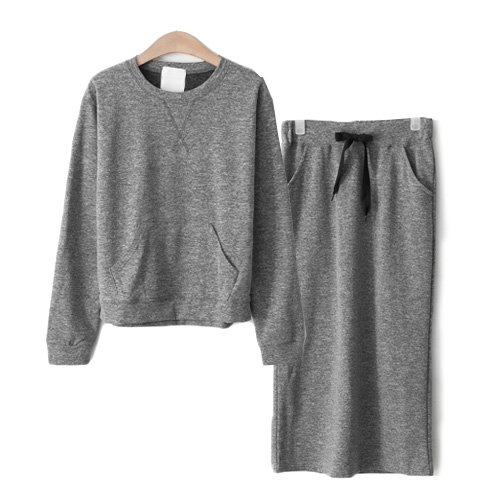 (イイネショップ) eeNeshop プルオーバースウェット スリットスカート セットアップ レディース ファッション カジュアル フリー トップス セット トレーナー パーカー セットアップ 上下 シンプル オシャレ ゆったり 春 秋 冬