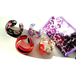 Acrylic Fashion Bangle Bracelet Gift Set of 4 Assorted Bracelets