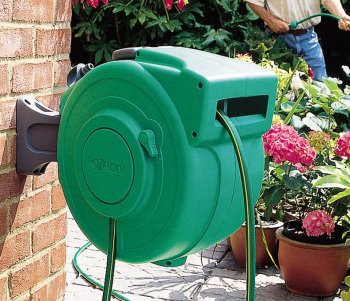 Self-winding Hose Reel with 65' Hose