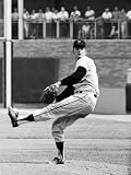 San Francisco Giants Pitcher Gaylord Perry in Action Vs. the N.Y. Mets Artists Premium Photographic Poster Print by Herb Scharfman, 18x24
