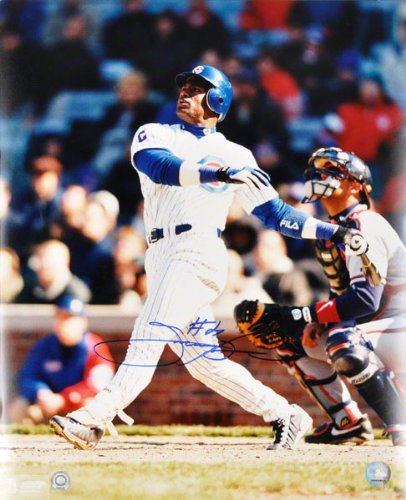 Sammy Sosa Chicago Cubs - Action1 - 16x20 Autographed Photograph