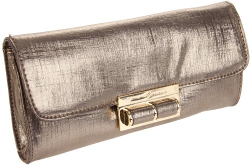 Trump  Pearl IT486 Clutch