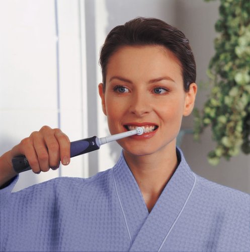 Braun Oral-B Professional Care 7000 Rechargeable Power Toothbrush