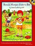 Ronald Morgan Goes to Bat[RONALD MORGAN GOES TO BAT][Paperback]