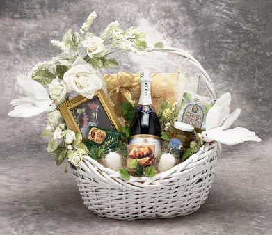 Congratulations! Wedding Wishes Gourmet Gift Basket -Medium (Large Shown)
