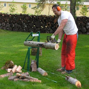 Smart-Holder Saw Horse/Wood Holder