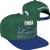 Dallas Mavericks Mitchell & Ness Green Hardwood Classics Media Day 2-Tone Snapback Hat