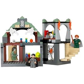 LEGO Harry Potter 4752: Professor Lupin's Classroom