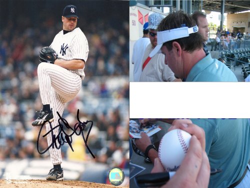 ROGER CLEMENS NEW YORK YANKEES,SIGNED,AUTOGRAPHED 8X10,PHOTO,COA,PROOF PIC