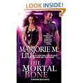 The Mortal Bone (Hunter Kiss Novels)